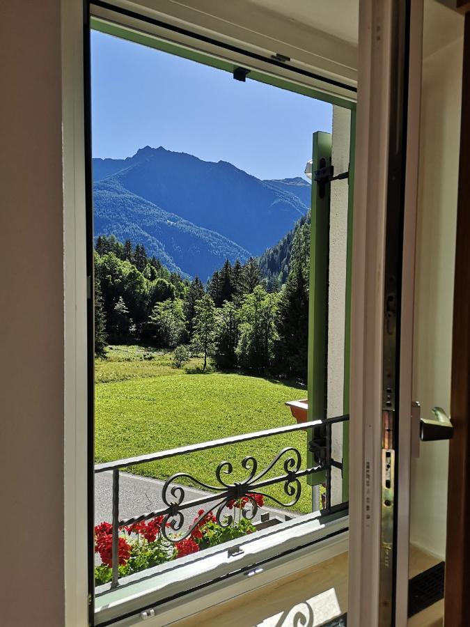Hotel Villa Milano Antica Fonte di Peio Exterior foto